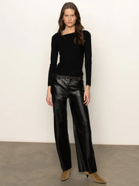 Sanctuary - Longsleeve Shoulder Twist Top in Black