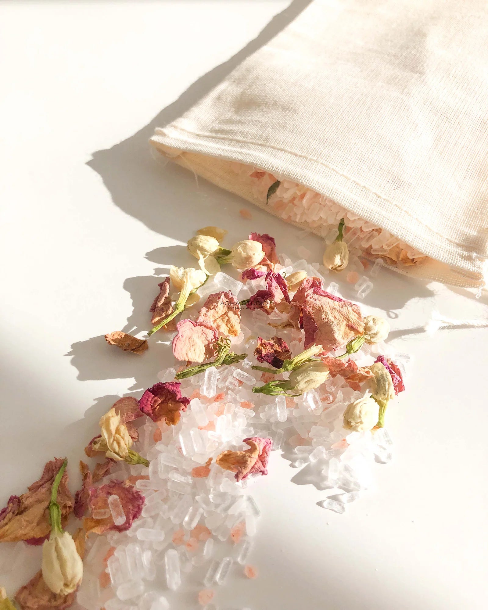 Agha Studio - Flower Goddess Bath Salts