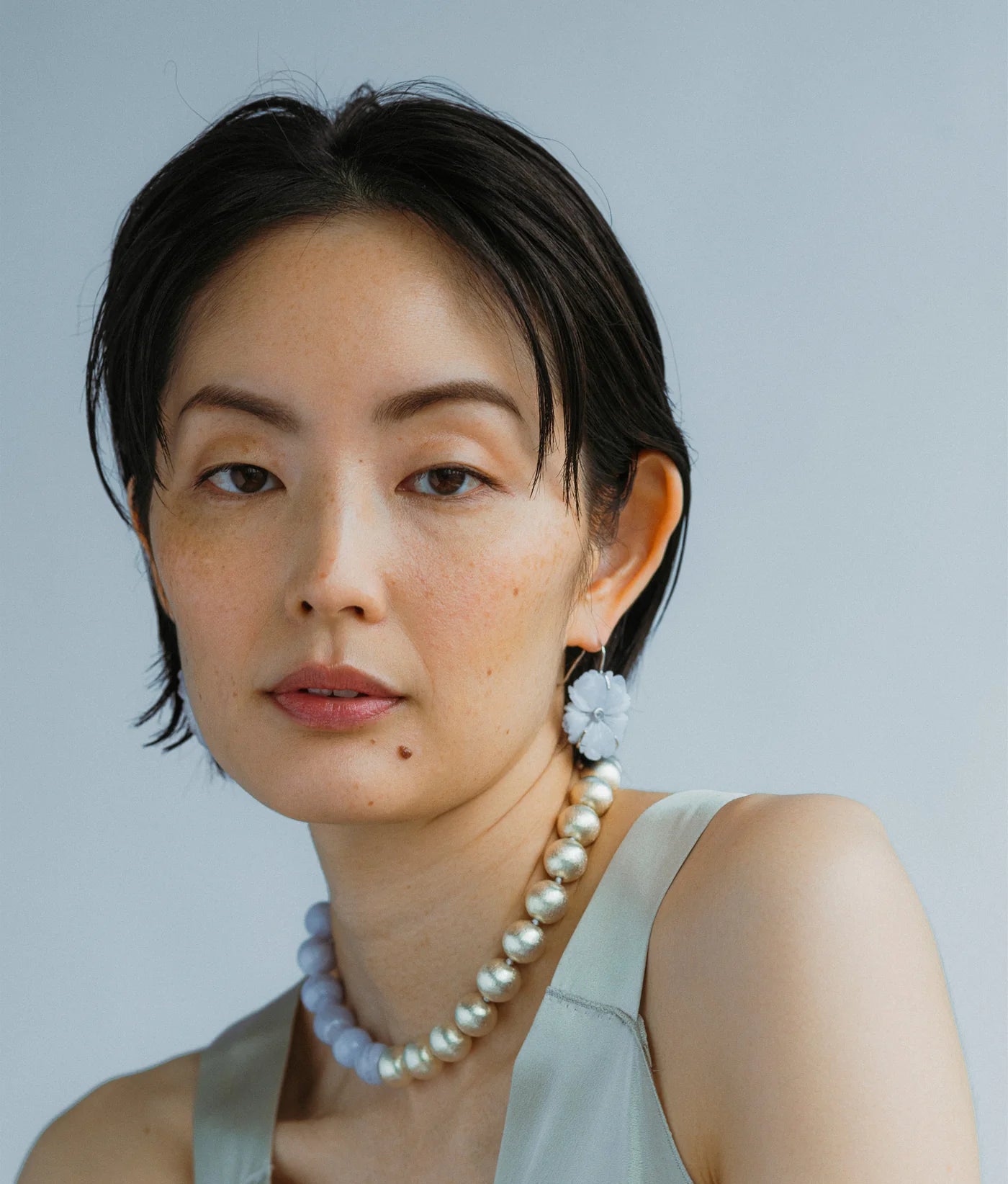 Lizzie Fortunato - New Bloom Earrings in Breeze