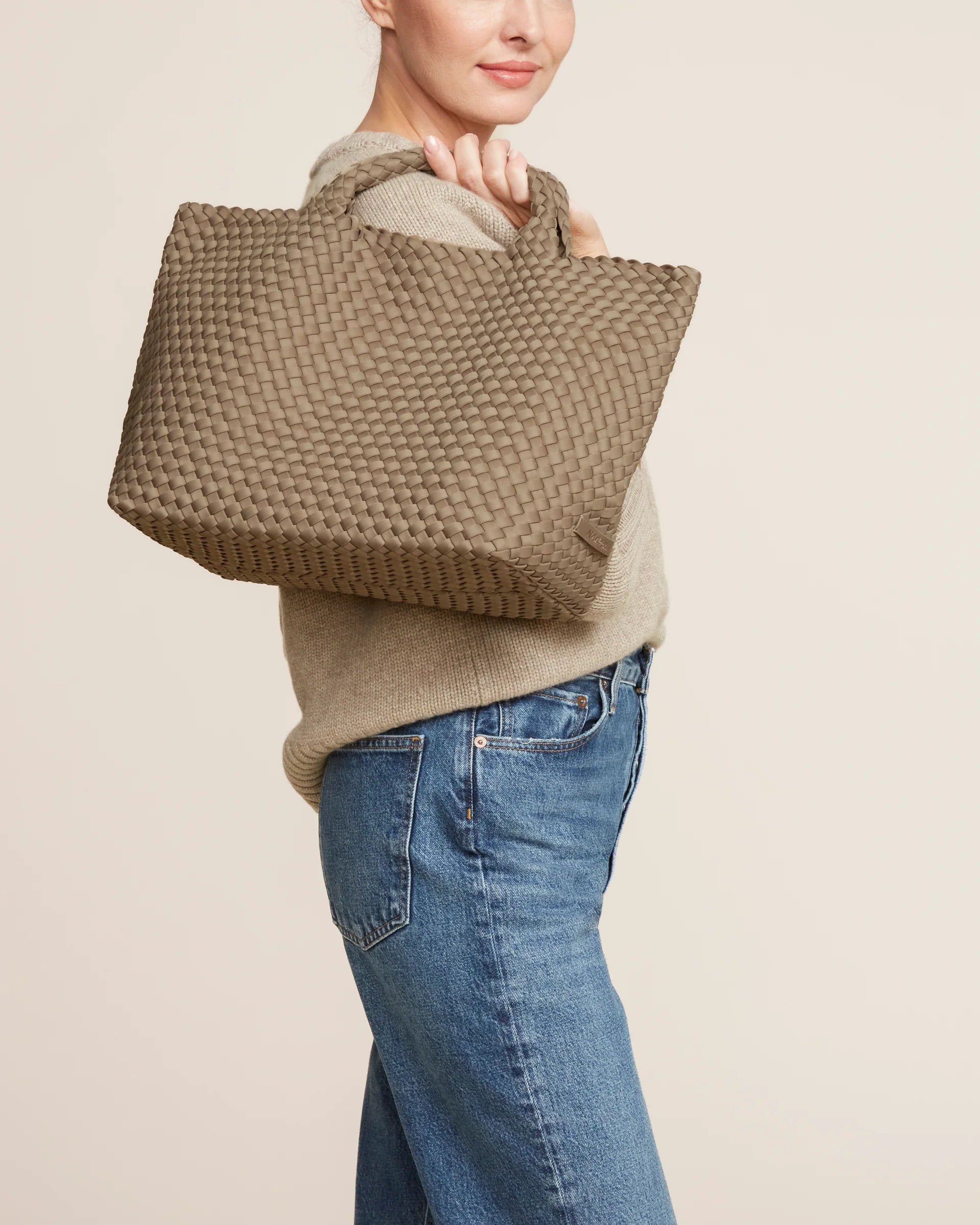 NAGHEDI - St. Barths Medium Tote in Cashmere