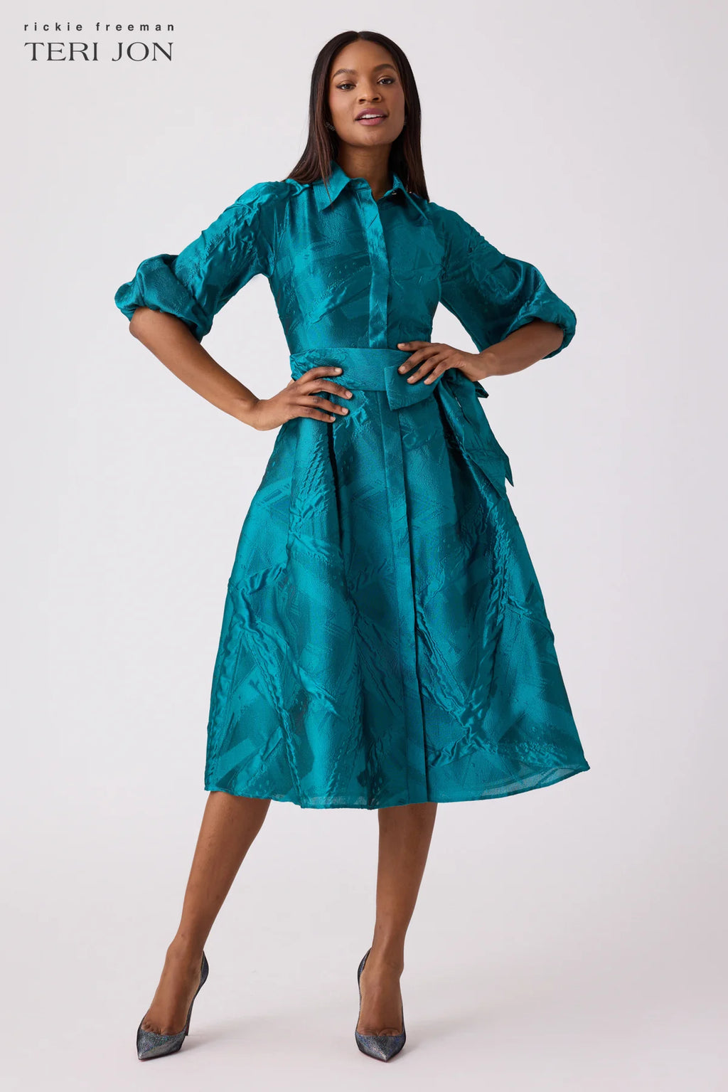TERI JON - Textured Jacquard Balloon Sleeve Shirt Dress in Teal Bernstein & Gold TERI JON - Textured Jacquard Balloon Sleeve Shirt Dress in Teal Bernstein & Gold