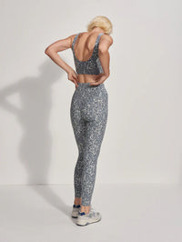 Varley - Move Pocket Legging High 25" in Watercolour Stone Blue Floral