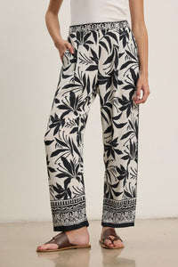 Velvet - Claudia - Fiji Print Pant in Black