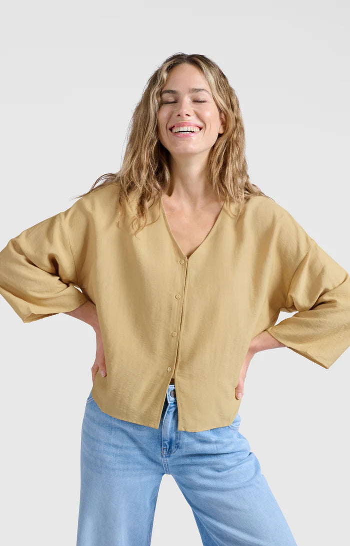 YAYA - Loose Fit V-Neck Blouse in Croissant Brown