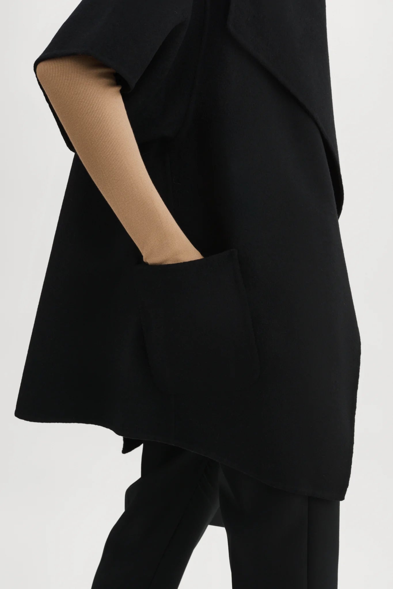 LAMARQUE  - Penelope Wool Cape Coat