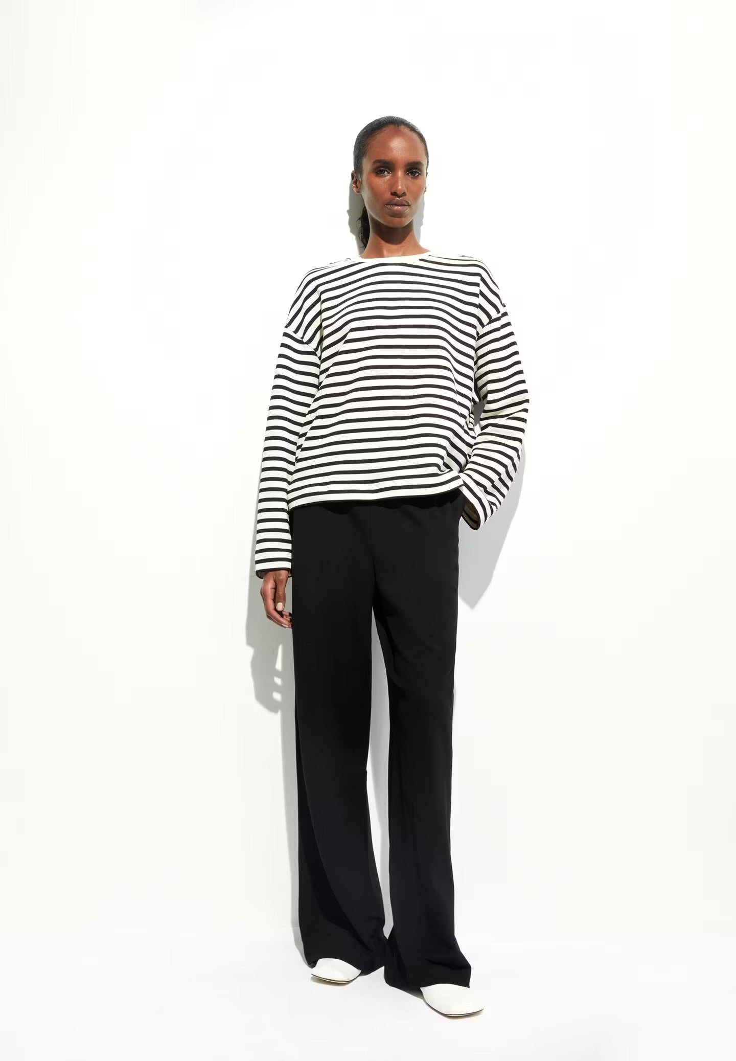ArmedAngels - Himaari Jersey Pant in Black