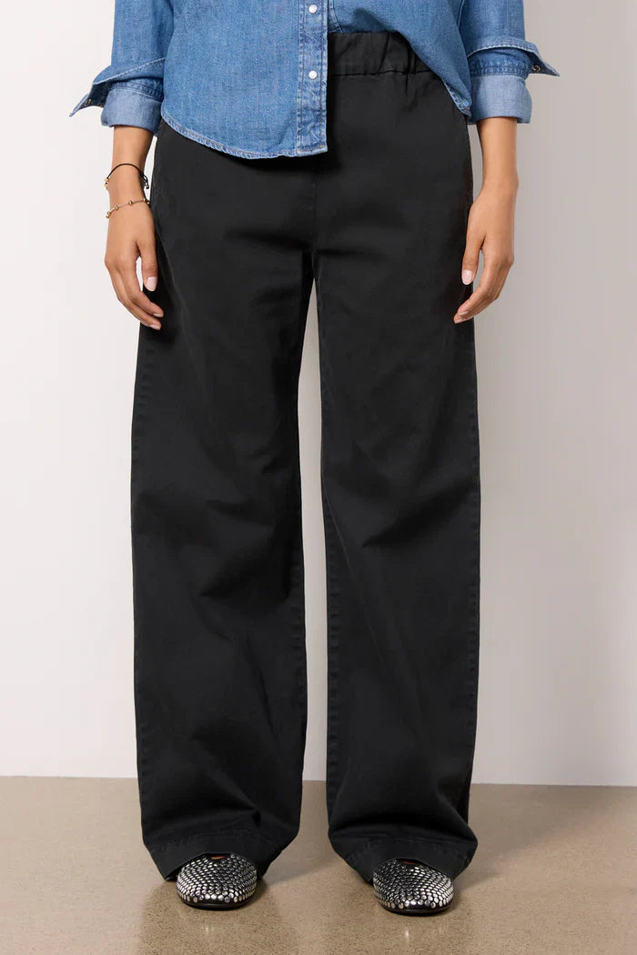 Velvet - Naya - Stretch Cotton Twill Pant Pant in Vintage Black