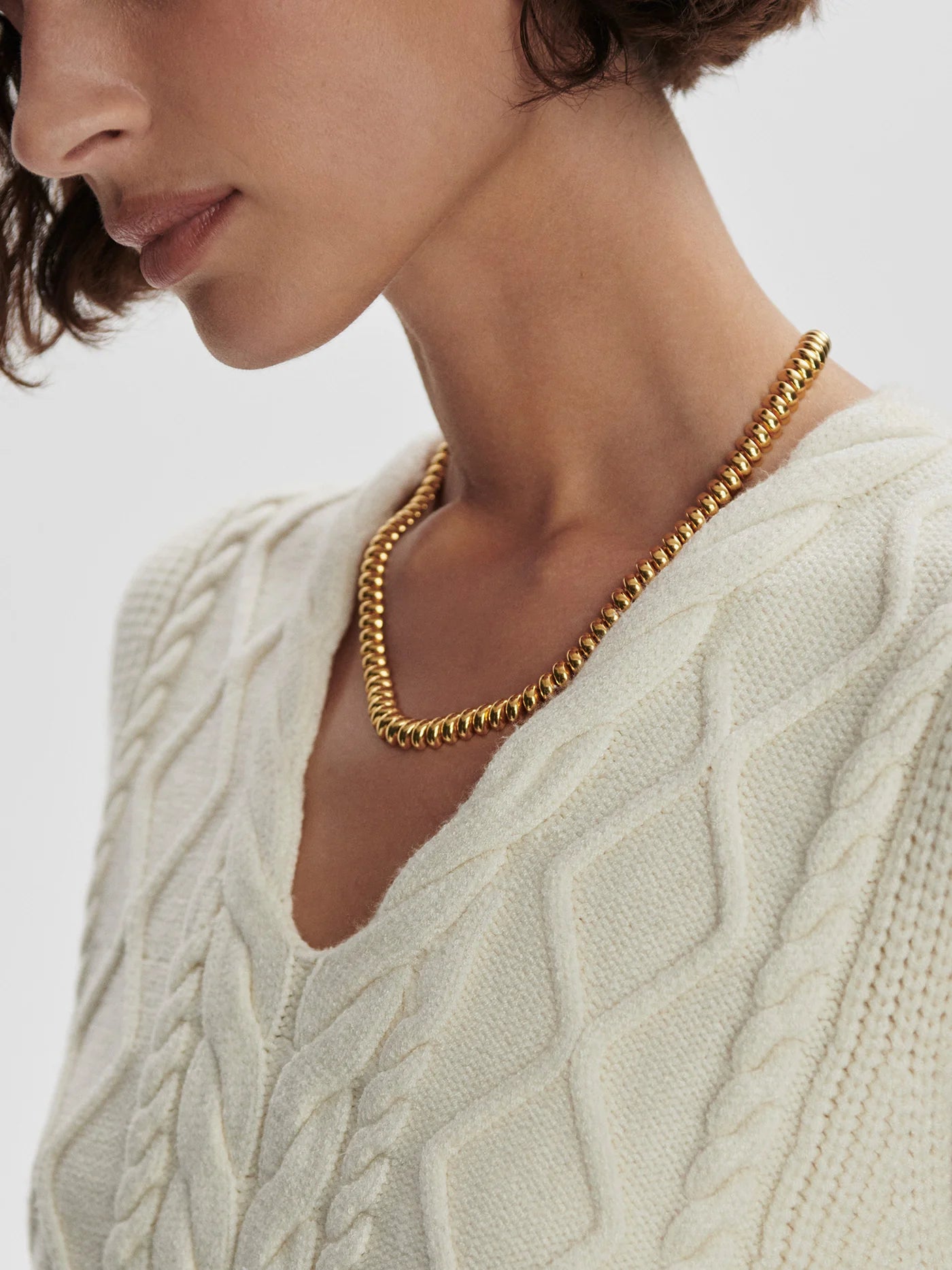 Varley - Kay Cable Knit Vest in Snow White – Bernstein & Gold Varley - Kay Cable Knit Vest in Snow White – Bernstein & Gold
