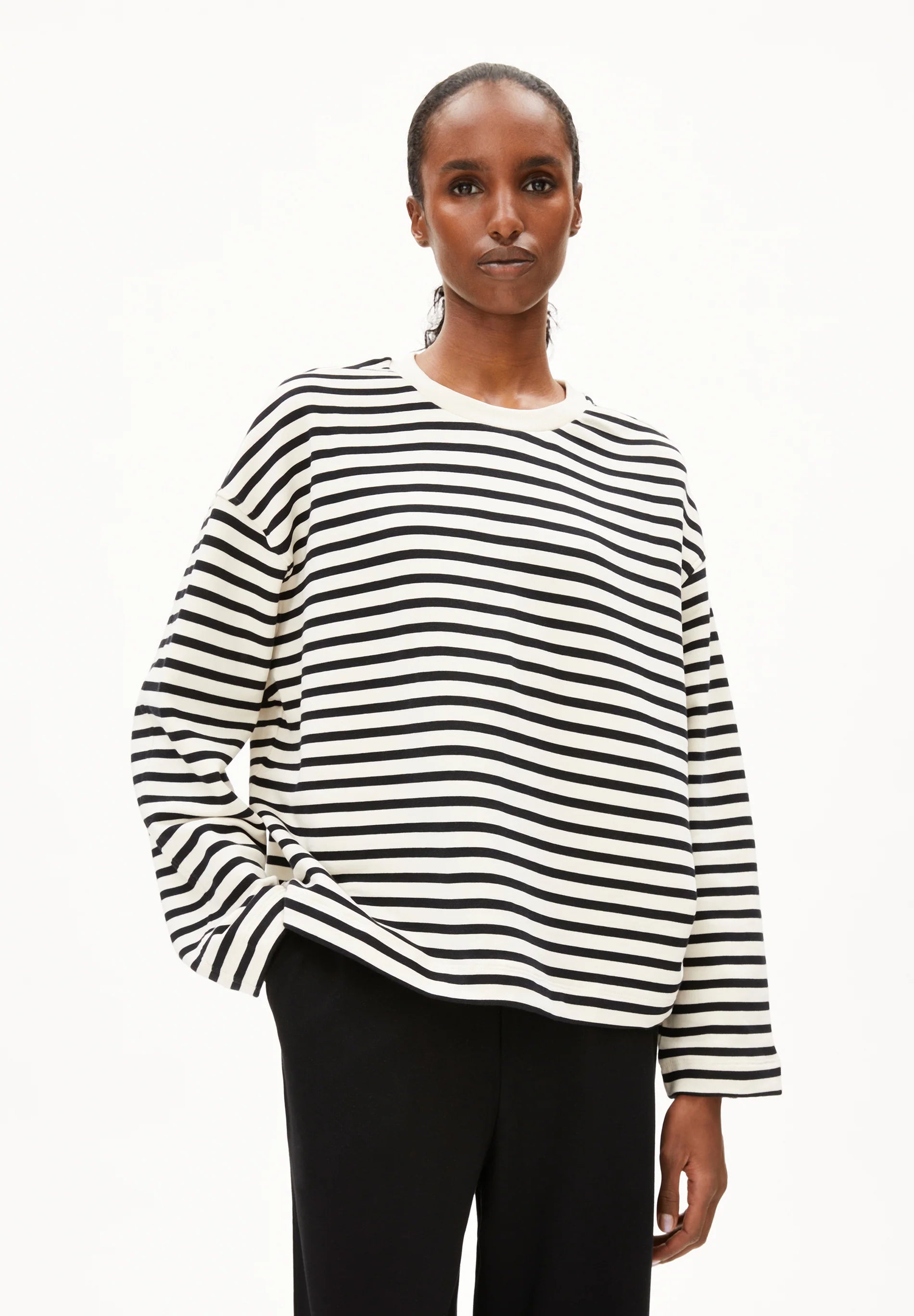 ArmedAngels - Frankaa Maarlen Stripe Sweat in Undyed-black
