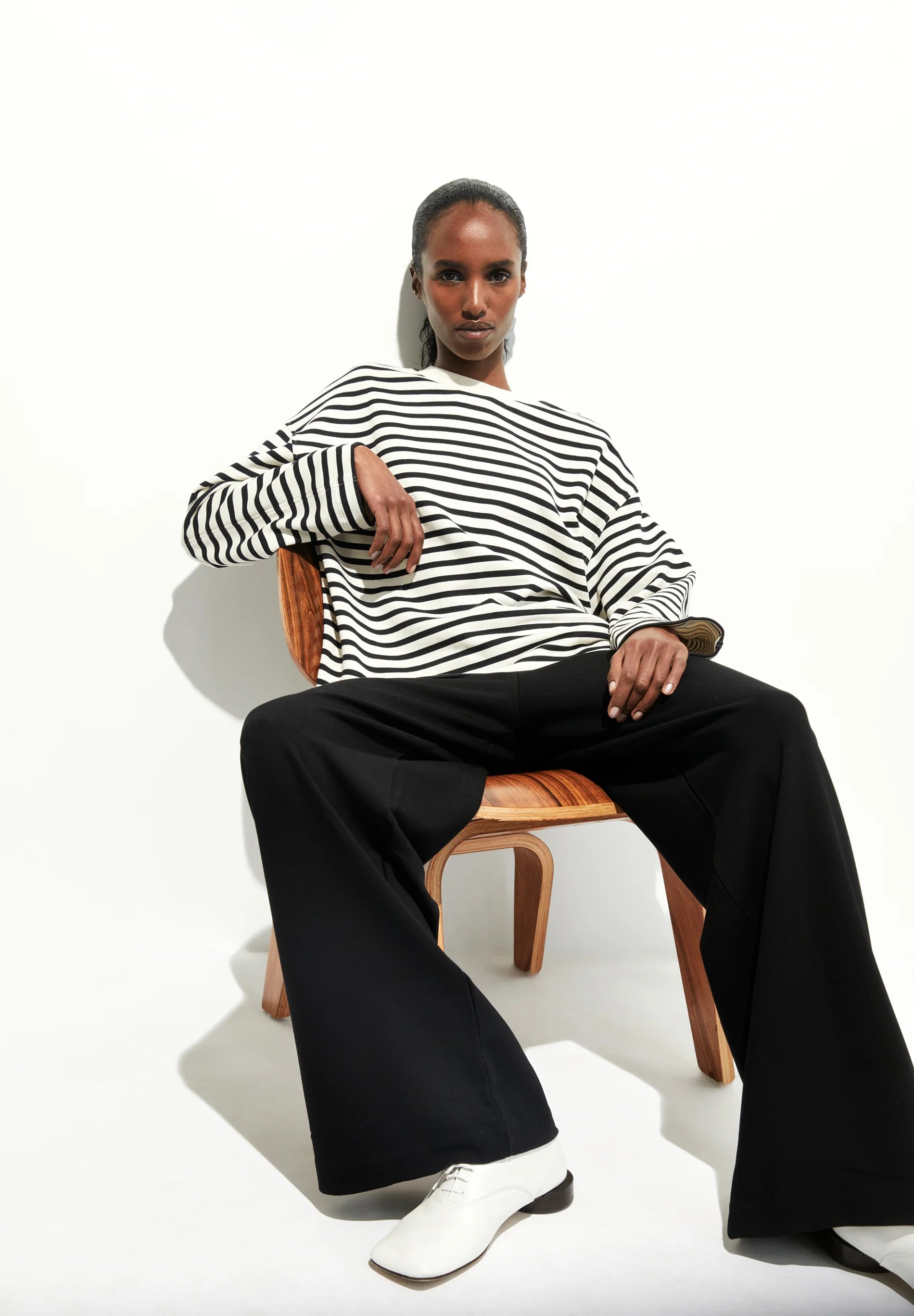 ArmedAngels - Frankaa Maarlen Stripe Sweat in Undyed-black