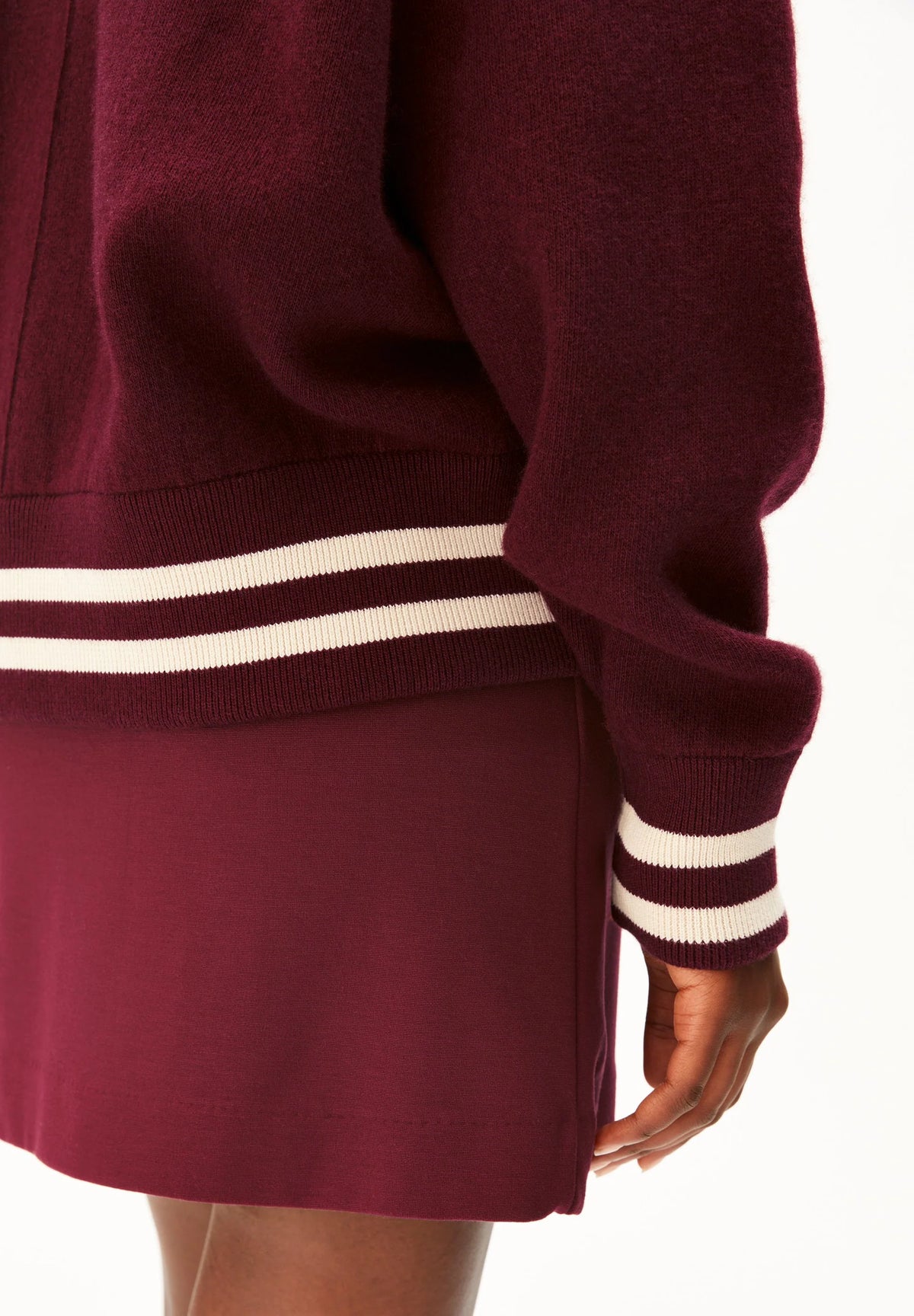 ArmedAngels - Iconic Å Bomber Jacket in Velvet Red/Tinted Navy
