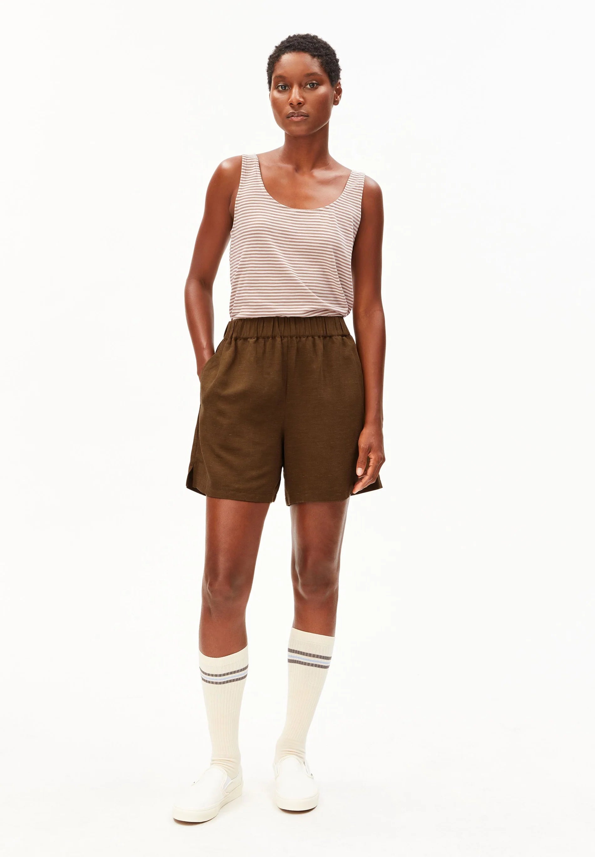ArmedAngels - Linen Blend Pull On Short