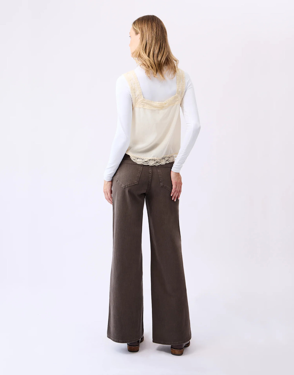 Yoga Jeans - Lily Wide Leg in Chocklad