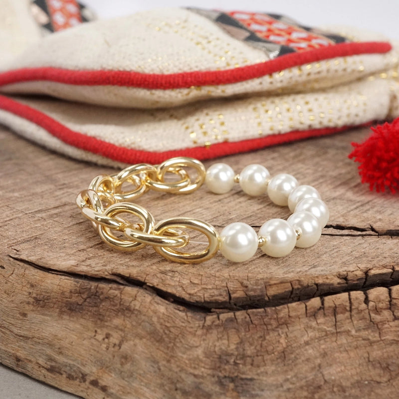 PennyLine inc. - Golden Chain and Large Pearls Beads Bracelet