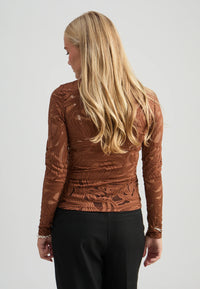 Minus - Lovena Long Sleeve Top in Tiramisu