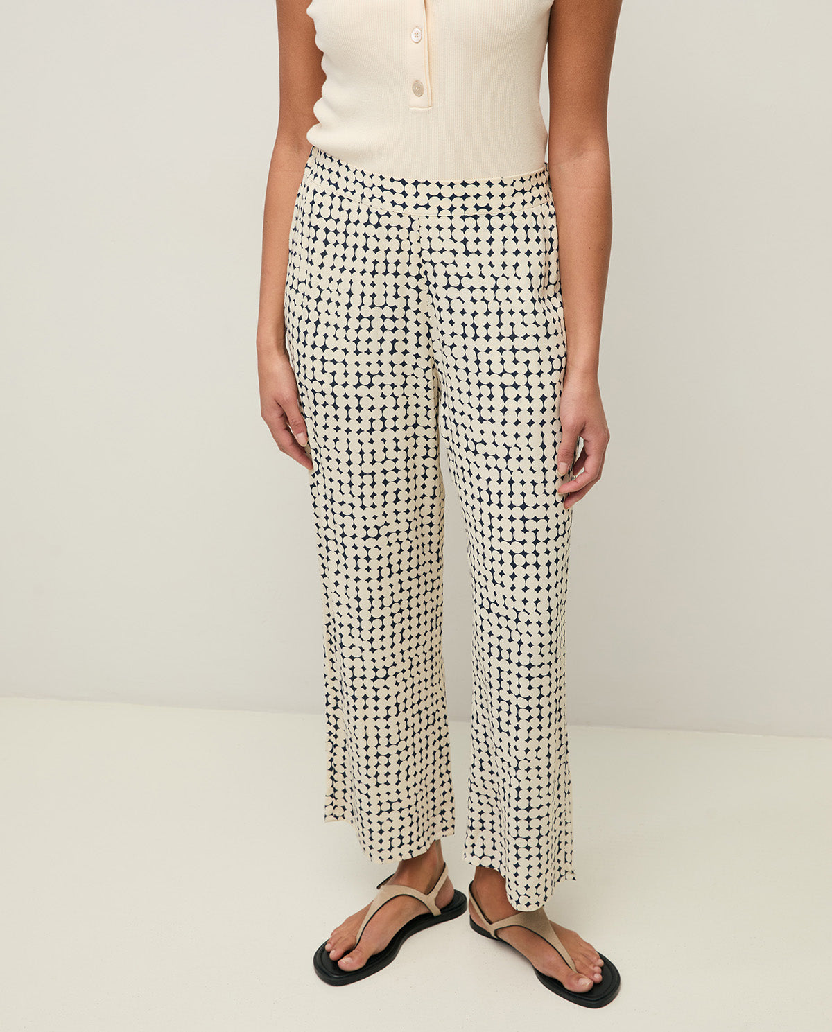 YERSE - Crepe Trousers in Navy Dots