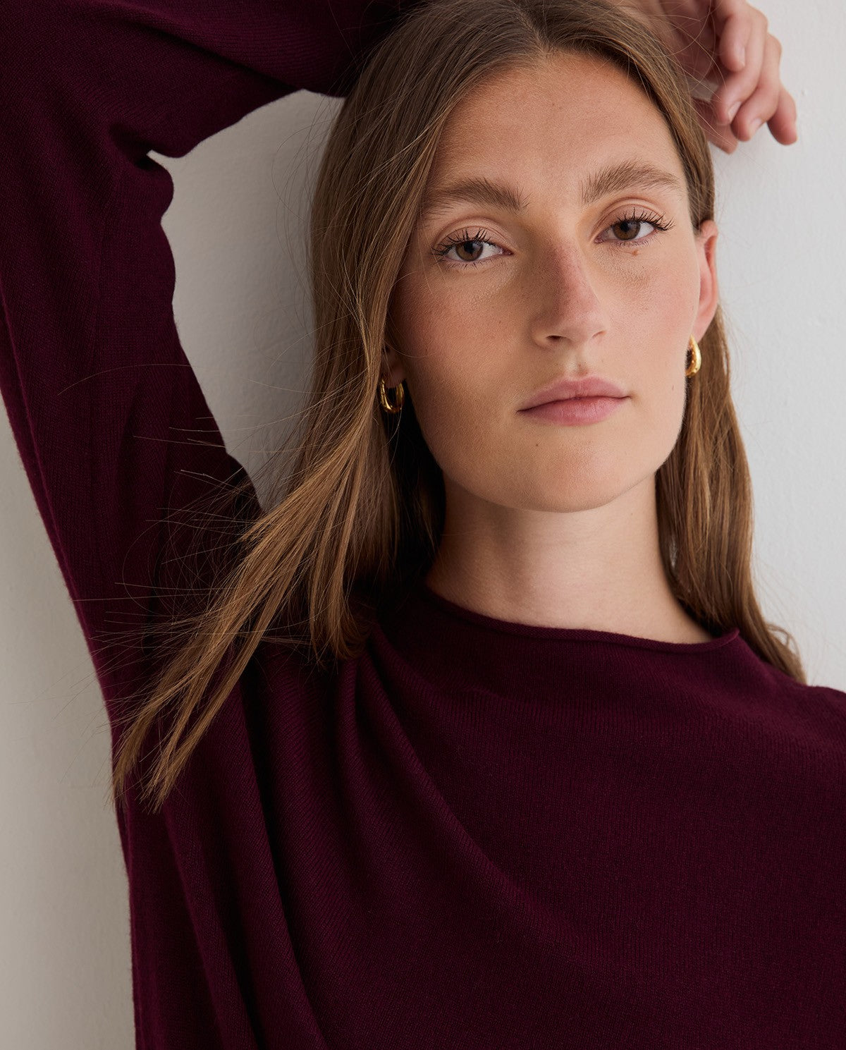 YERSE - Short Dress in Granate