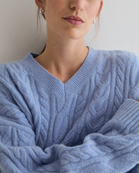 YERSE - Cable-Knit Sweater in Sky Blue
