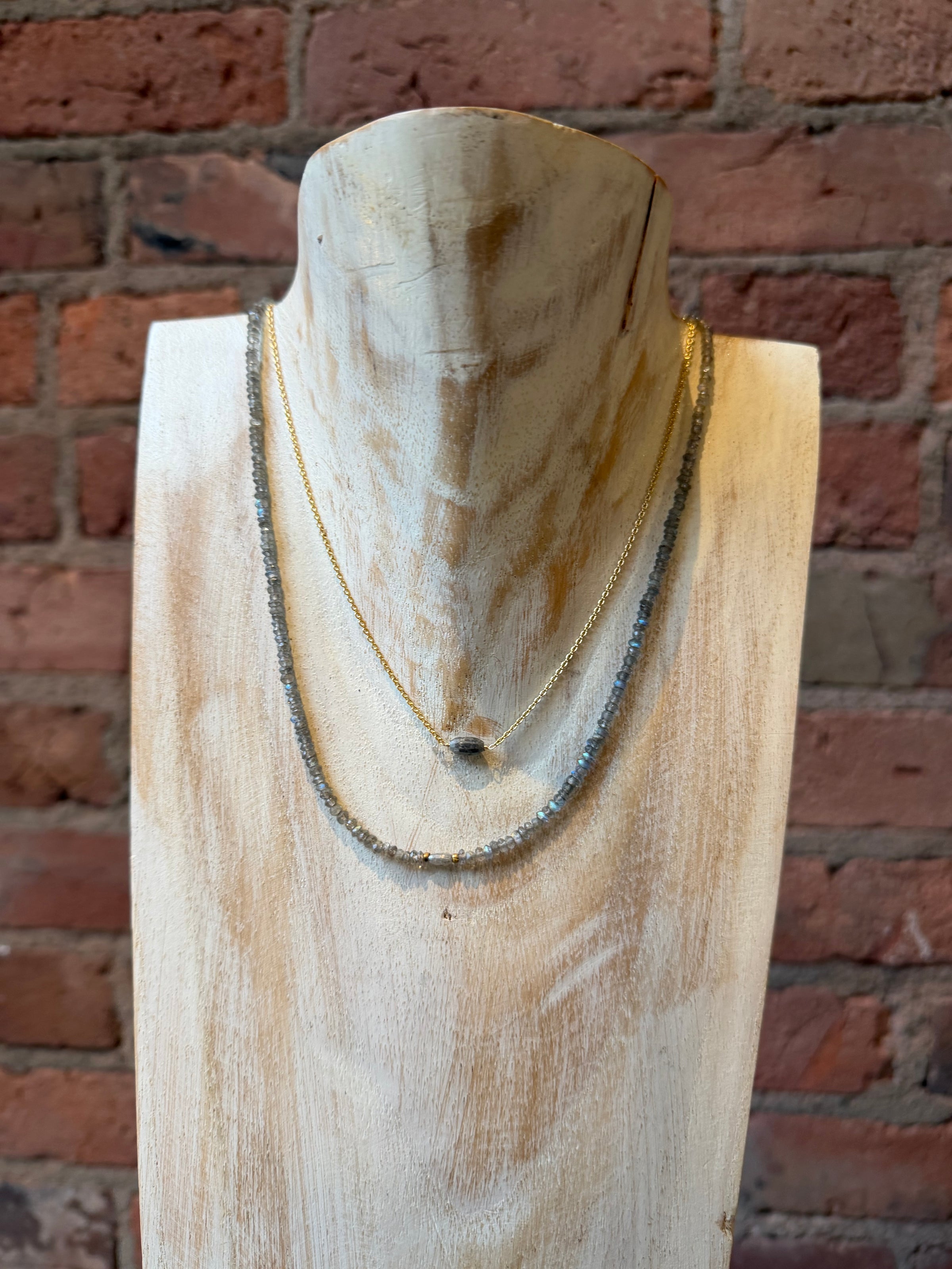 Studio Skanda by Mary Wakefield - Labradorite and Grey Diamond Necklace