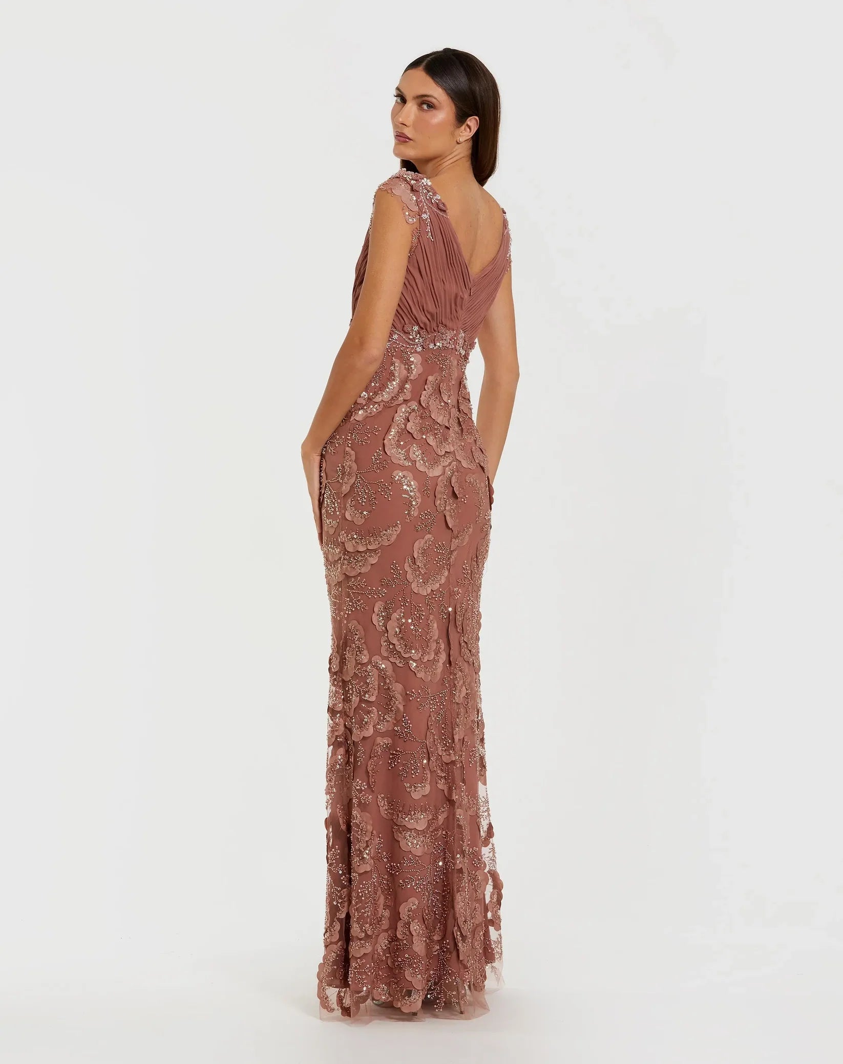 Mac Duggal - Floral Beaded Chiffon V-Neck Gown in Rose