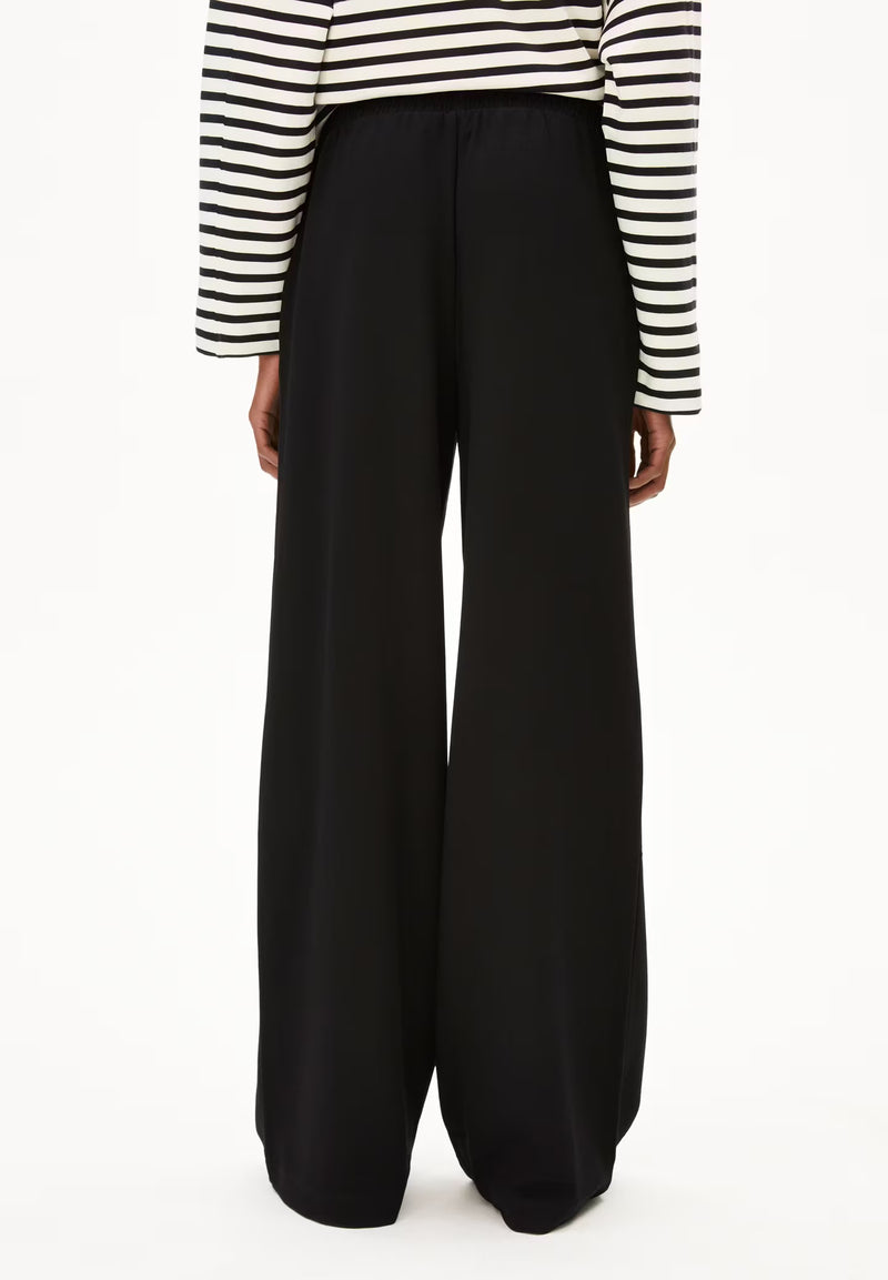 ArmedAngels - Himaari Jersey Pant in Black