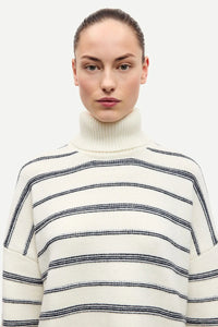 Samsøe Samsøe - Sakeiku Stripe Turtleneck in Clear Cream Stripe