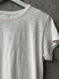 Velvet - Marika - Original Tee