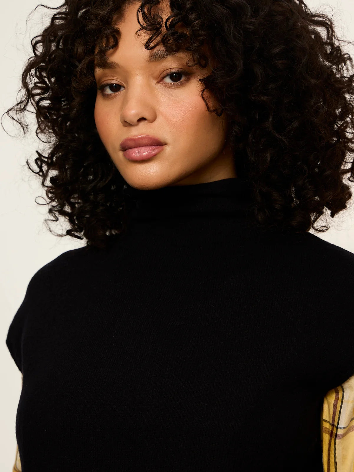 Sanctuary - Mock Neck Sweater Shell in Black