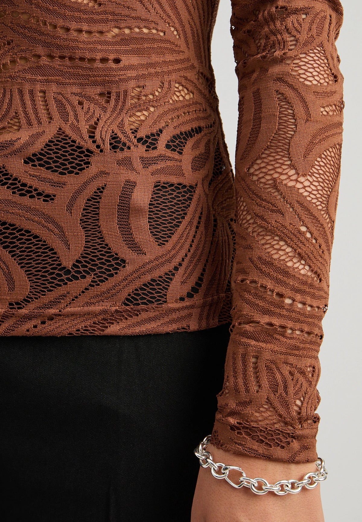 Minus - Lovena Long Sleeve Top in Tiramisu