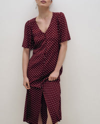 YERSE - Crepe Viscose Dress in Aubergine Dots