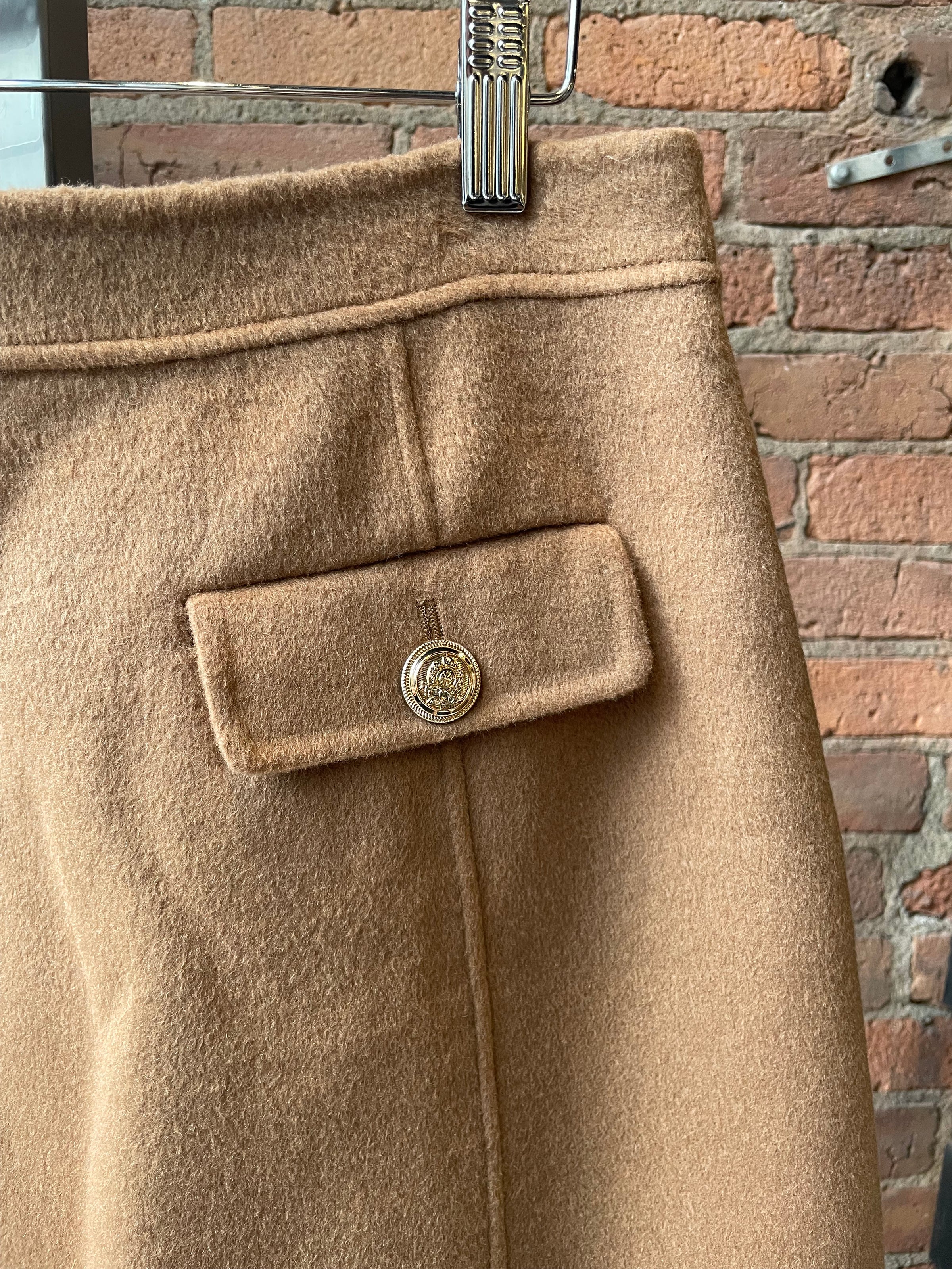 La Petite Francaise - Justesse Skirt in Camel