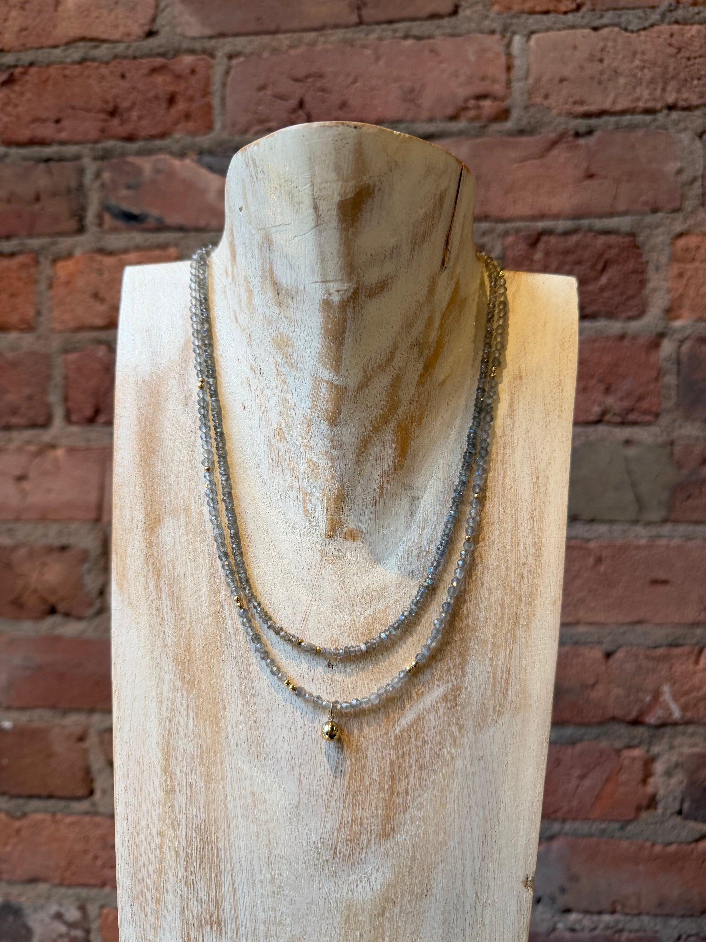 Studio Skanda by Mary Wakefield - Labradorite and Grey Diamond Necklace