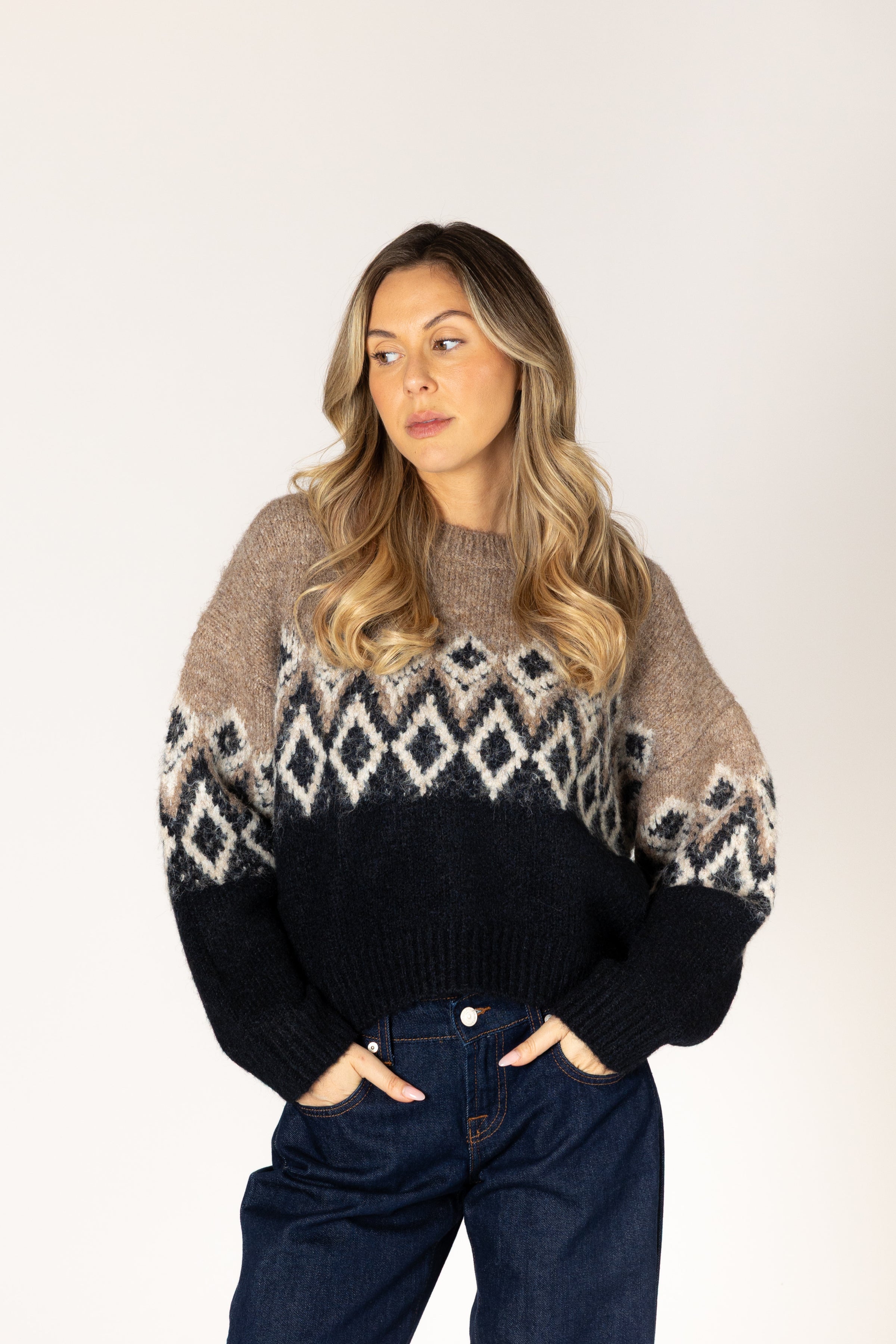 Lyla & Luxe - Aria - Fair Isle Crew Sweater in Camel/Black