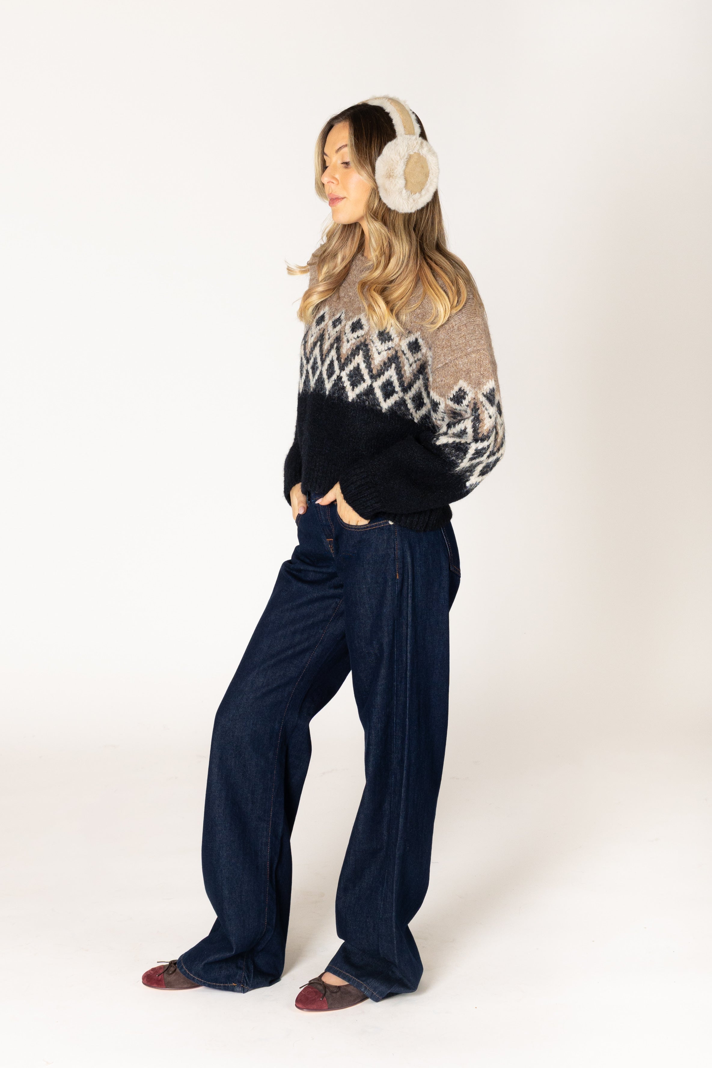 Lyla & Luxe - Aria - Fair Isle Crew Sweater in Camel/Black