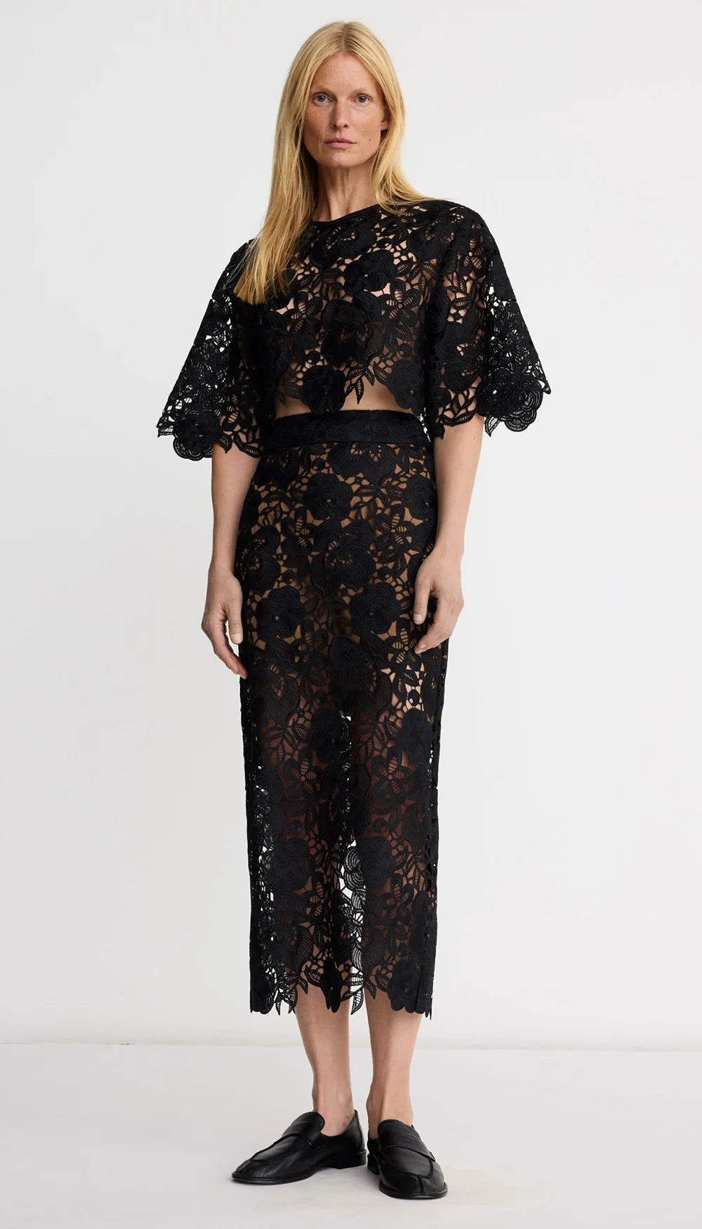 Smythe - Lace Pencil Skirt