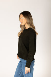 Lyla & Luxe - Becca - Essentials Crew Sweater in Olive