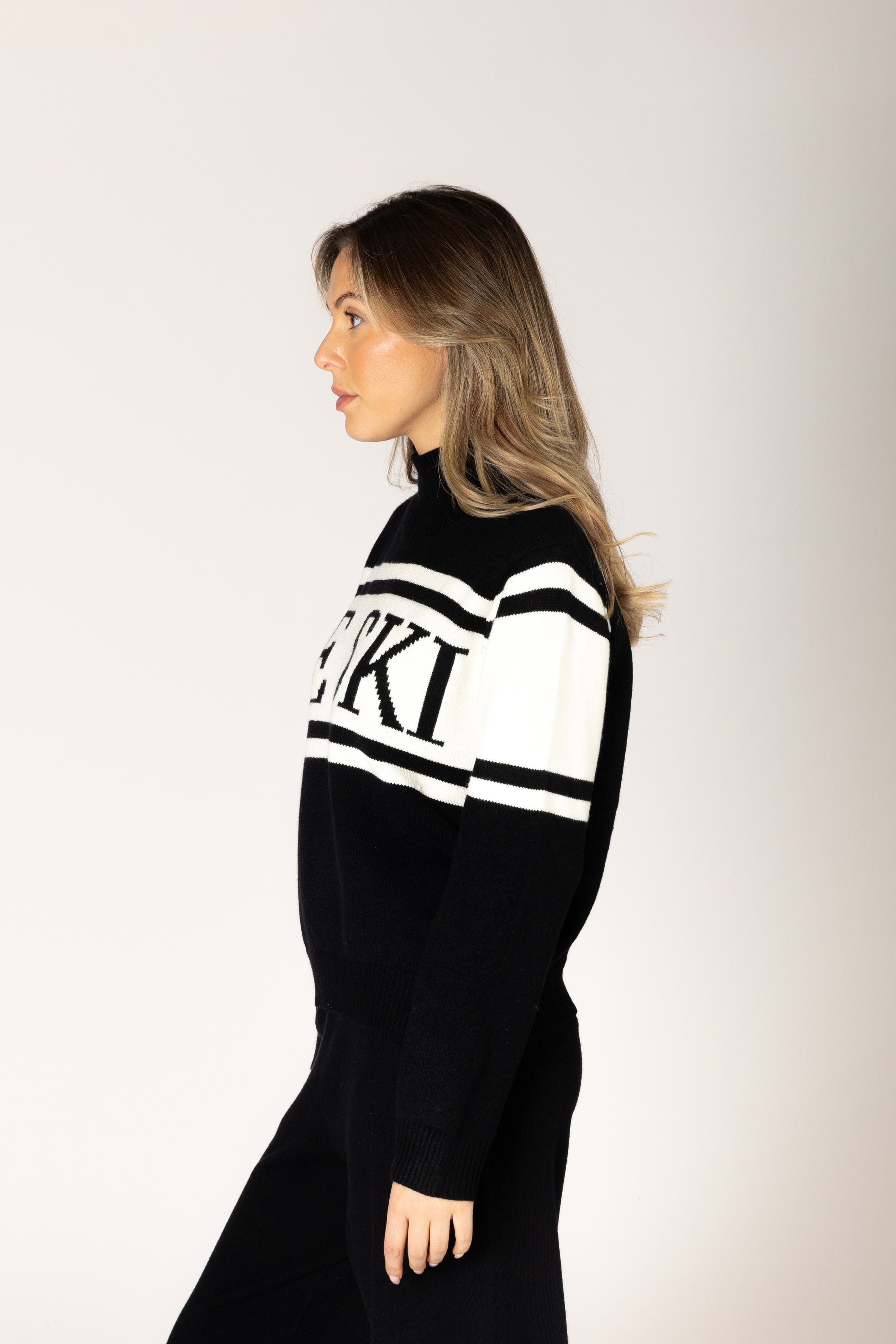 Lyla & Luxe - Blair - Le Ski Sweater in Black/Off White