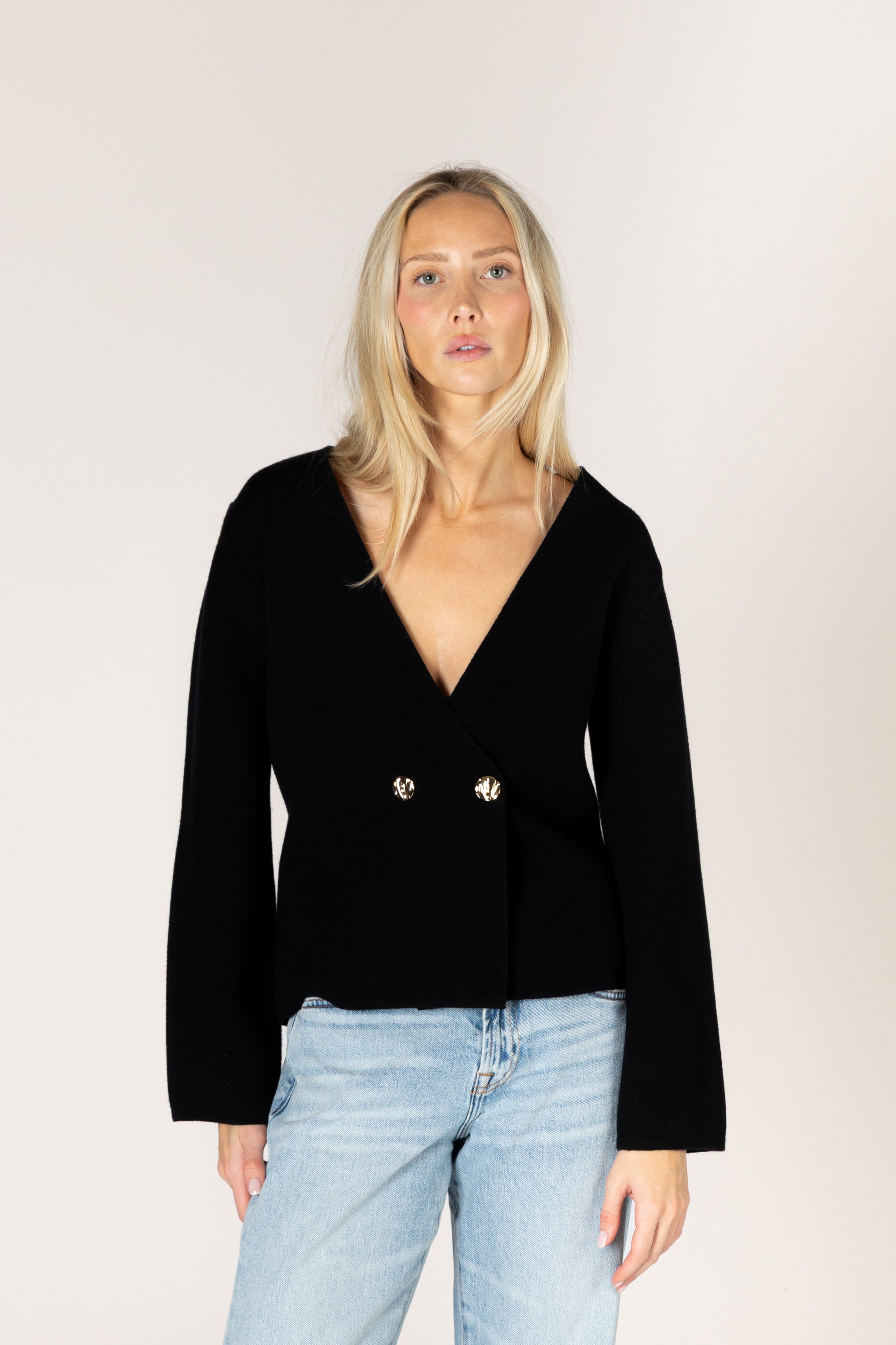 Lyla & Luxe - Blanche - Essentials Short Jacket in Black