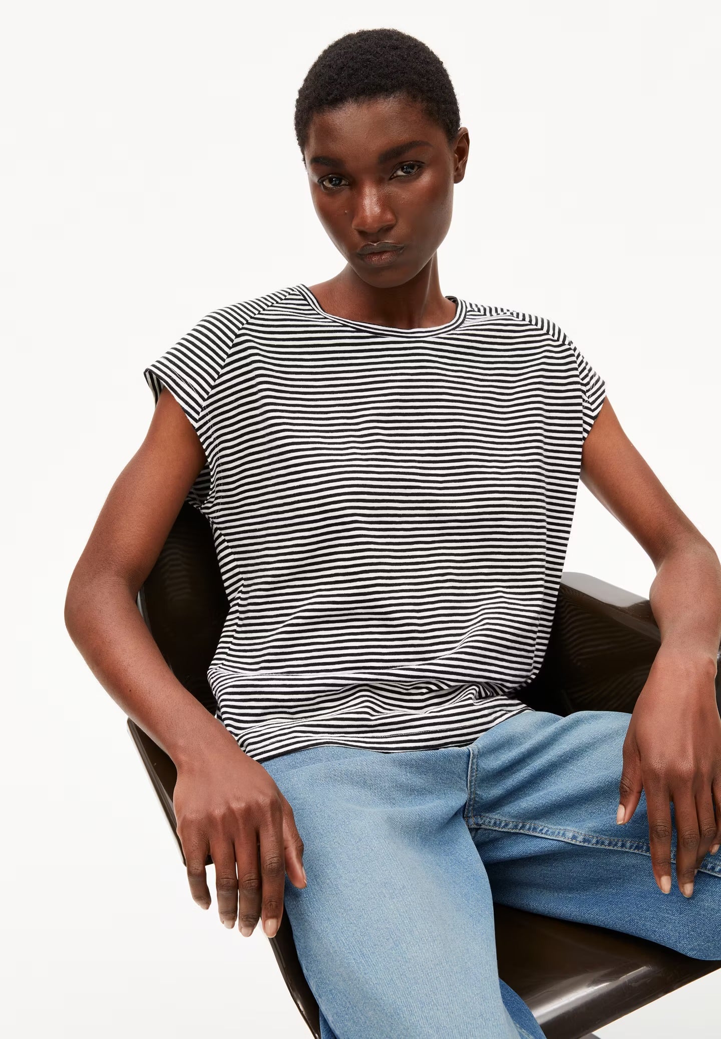 ArmedAngels - Oneliaa Lovely Stripes Tee in Black/Oatmilk