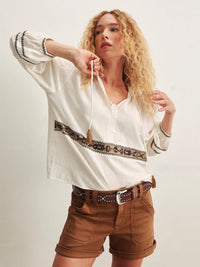 Sanctuary - Retreat Embroidered Blouse in Chalk