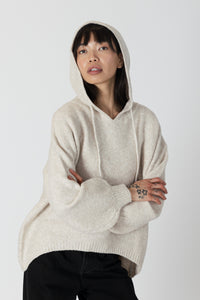 Lyla & Luxe - Charlie Luxe - Hoodie in Oat