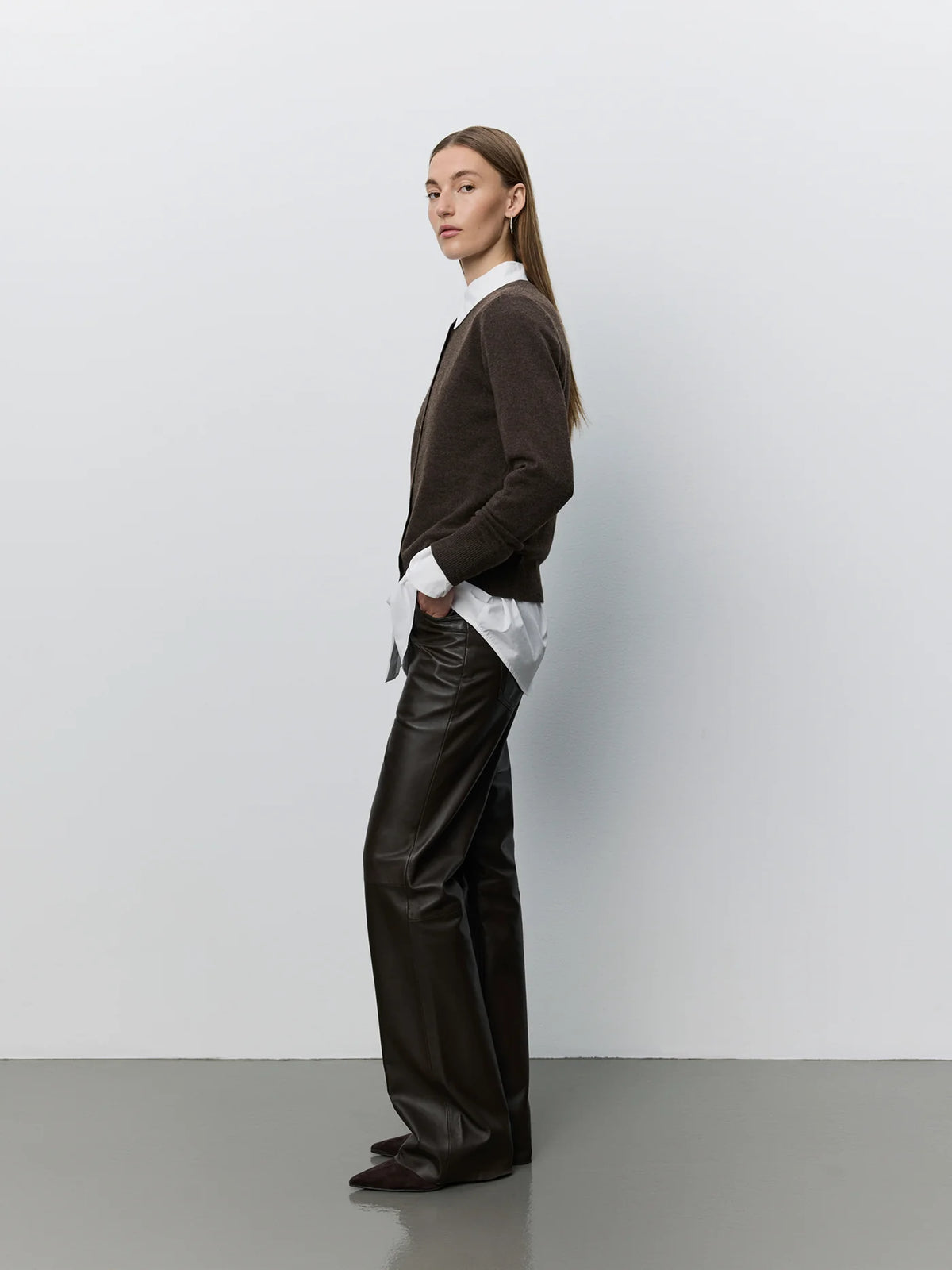 Sofie Schnoor -CISSESW Cardigan in Brown Fudge
