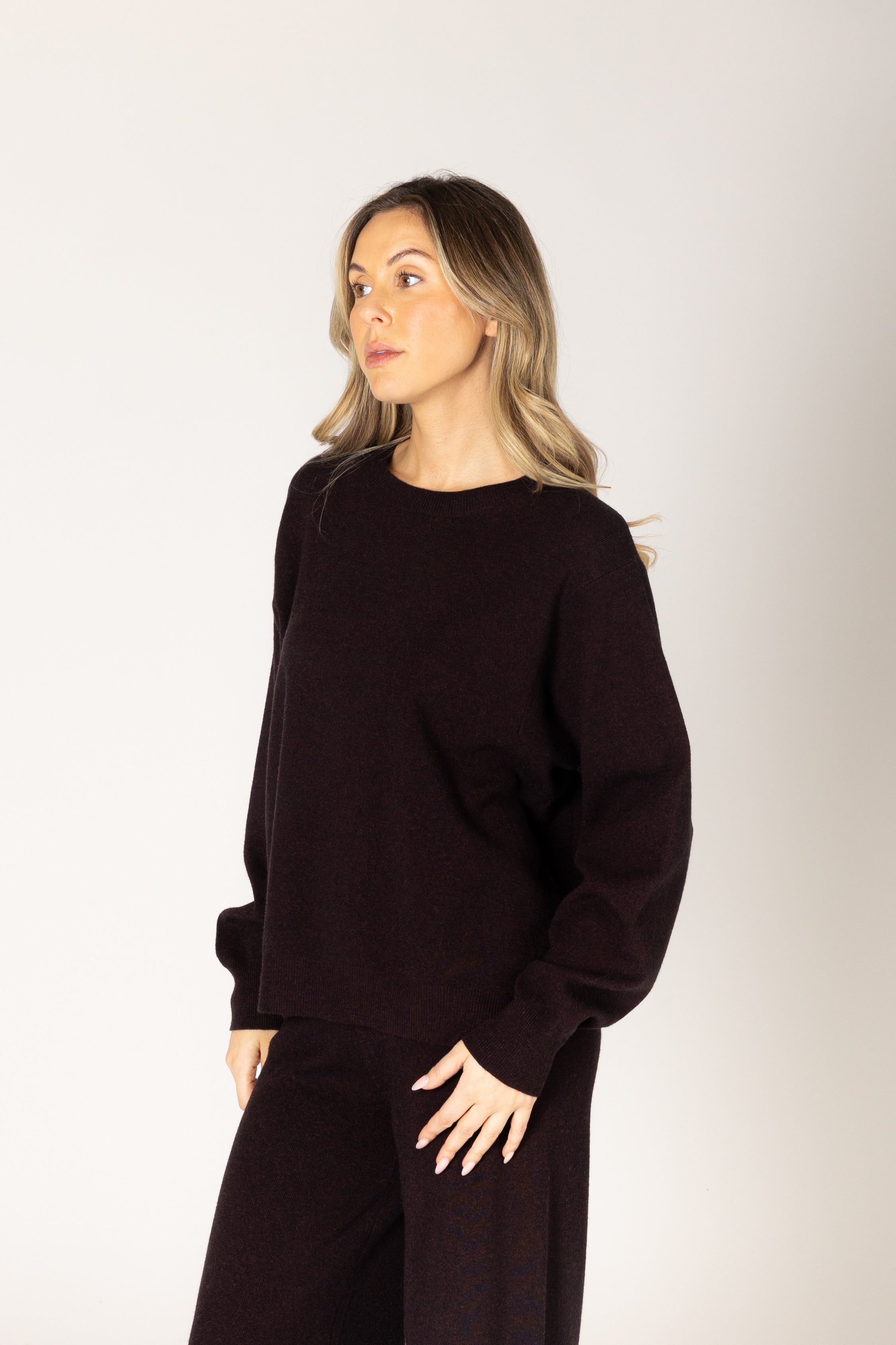 Lyla & Luxe - Claret - Essential Crew Pullover in Acai