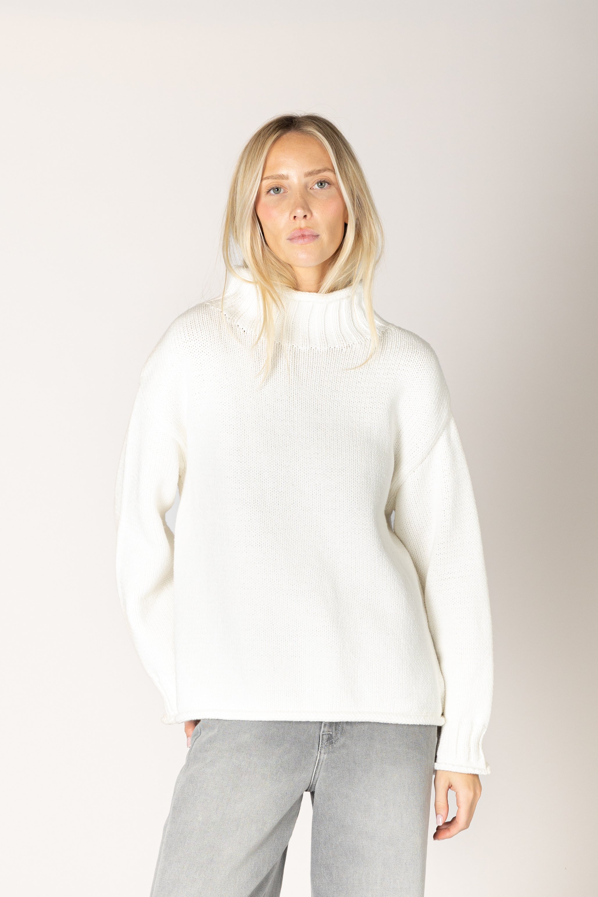 Lyla & Luxe - Dolly - Cotton Chunky Mock Sweater in Soft White