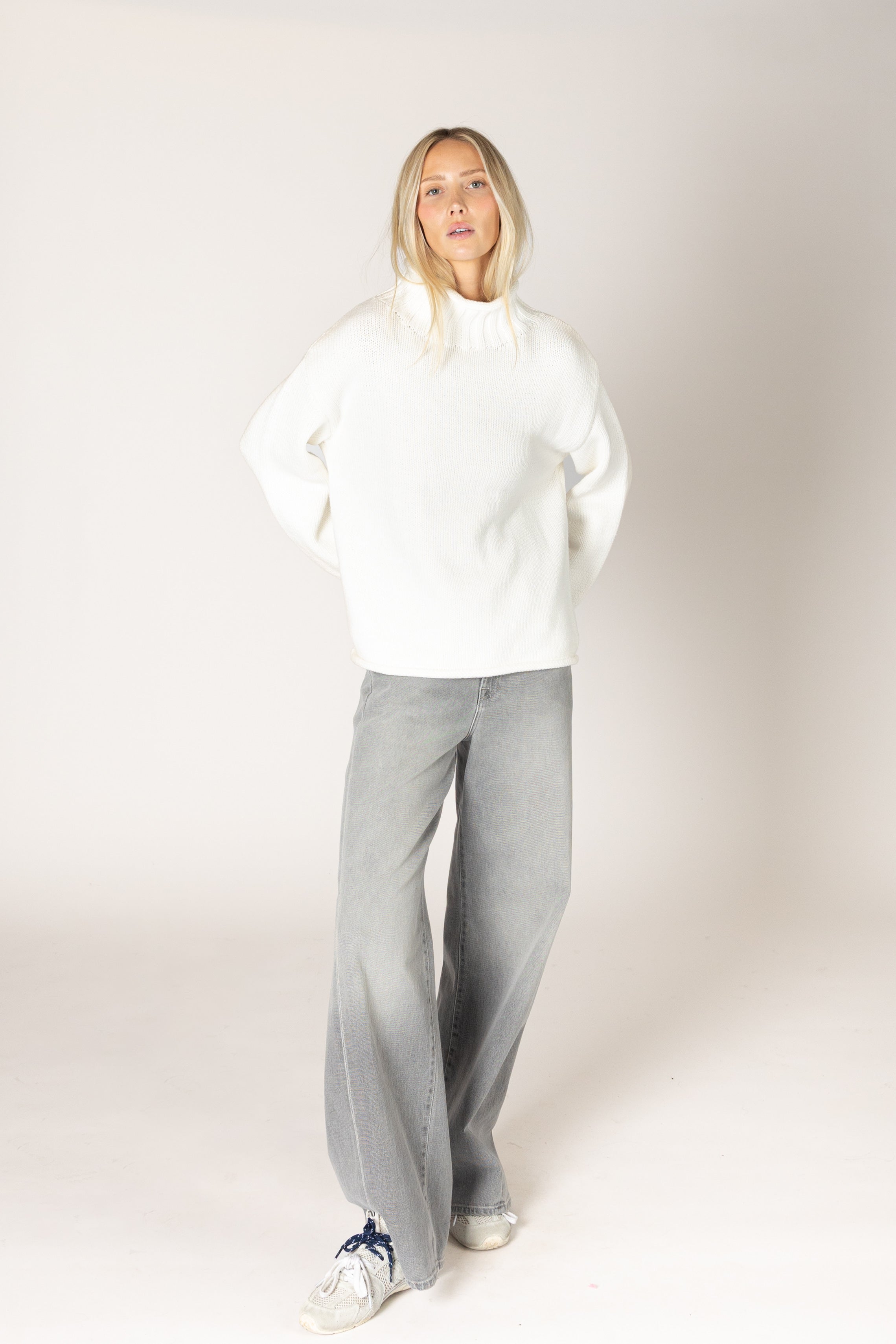 Lyla & Luxe - Dolly - Cotton Chunky Mock Sweater in Soft White