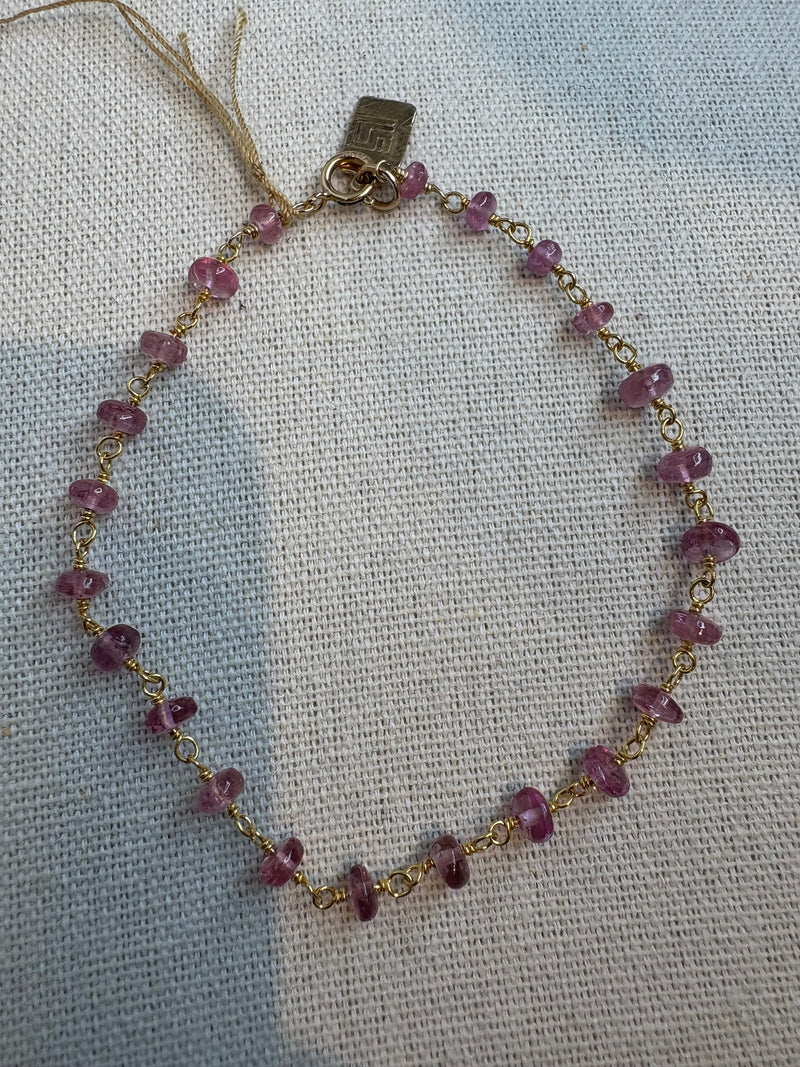 Studio Skanda by Mary Wakefield - Pink Chain Bracelet
