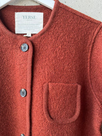 YERSE - Short Boiled-Wool Coat in Oxid