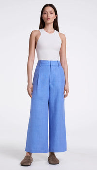 Smythe - Linen Cropped Pleated Trouser in Periwinkle Linen
