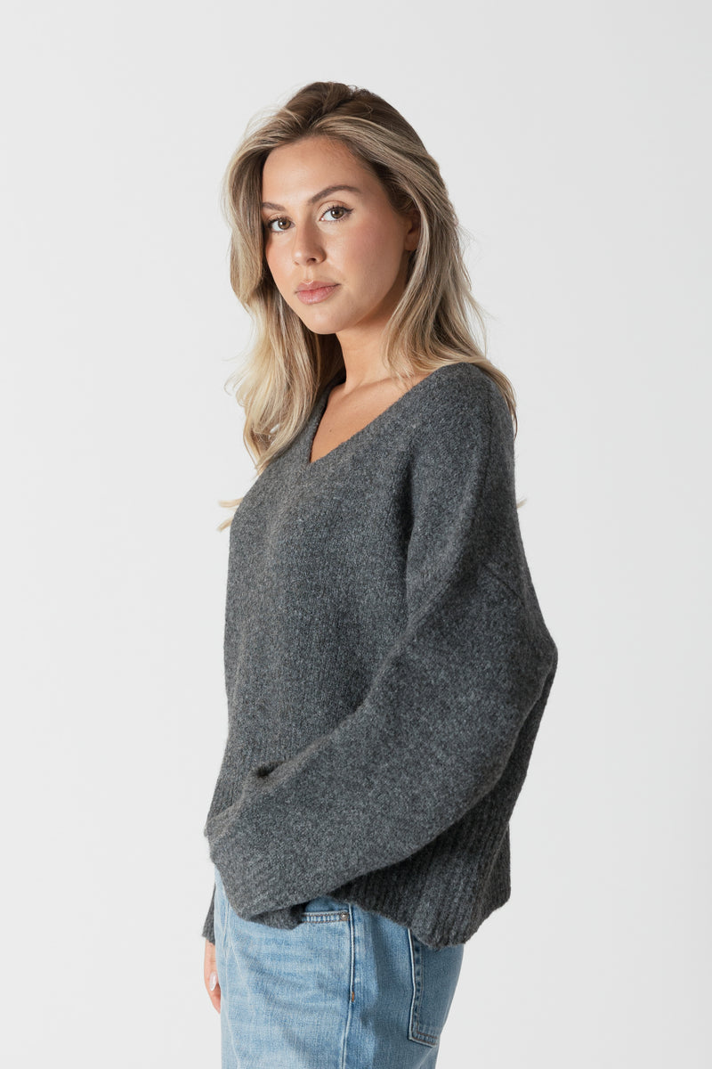 Lyla & Luxe - Etta Luxe - Eco V-Neck Sweater