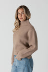 Lyla & Luxe - Evolet - Ribbed Mockneck Sweater in Caramel